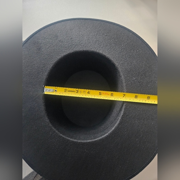 Black Rose Hat - Picture 9 of 10